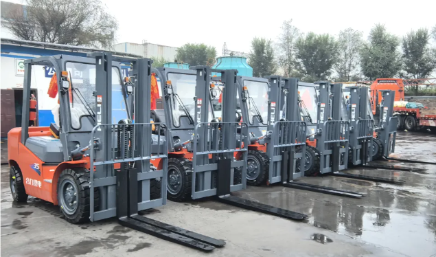 踐行綠色使命 賦能低碳未來——工投公司引進(jìn)新能源車輛助力“雙碳”目標(biāo)落地